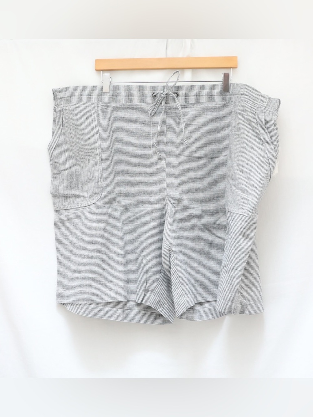 NWT Talbots Plus Size 9 in Shorts Linen Cotton 24W grey resort beach pinstripe